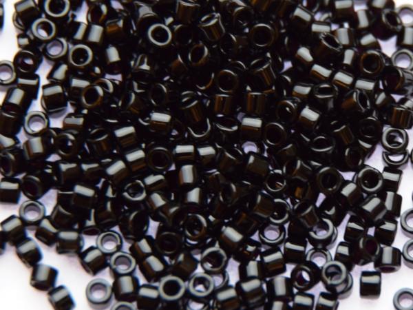 Miyuki Delica 11/0 1,6mm Opaque Black 100g