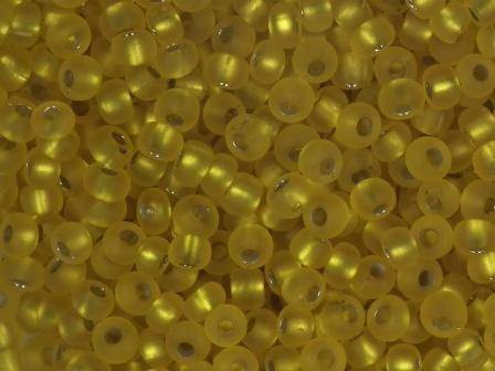 Rocailles 2,6mm Silbereinzug matt gelb 17g