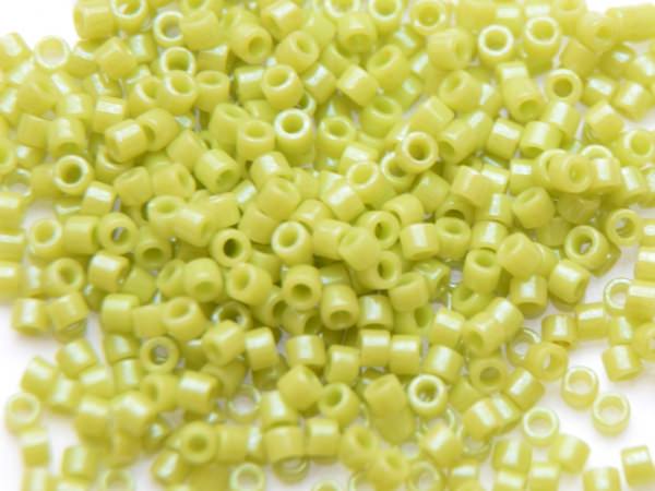 Miyuki Delica 11/0 1,6mm Opaque Yellow Green 5g