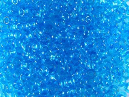 Rocailles 2,6mm 9/0 transparent capri blau