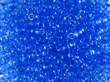 Rocailles 2,6mm 9/0 transparent hell saphir blau